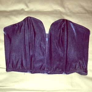 Blue velvet crop bra